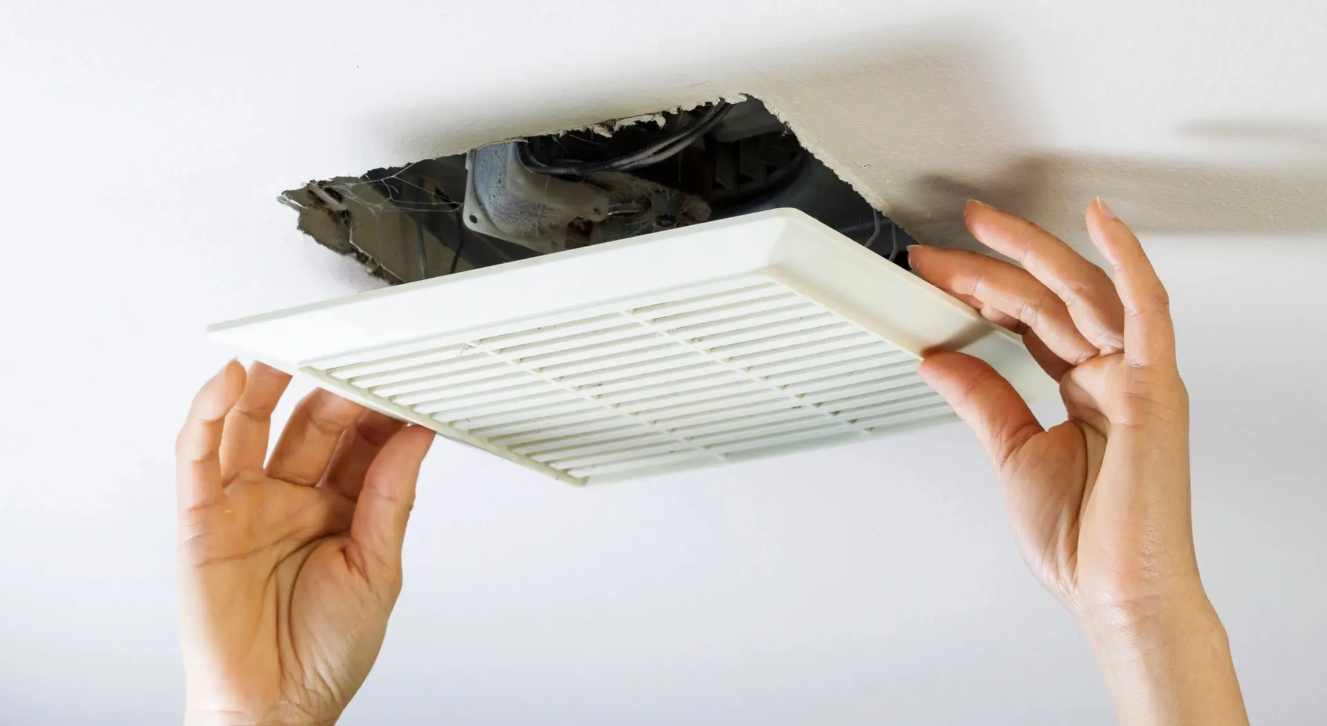 Removing an air vent cover for duct cleaning